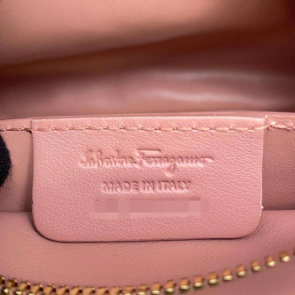 9566927 11 Ferragamo Gancini Shoulder Bag Pink