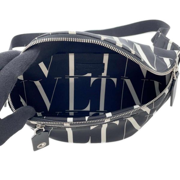 9589957 05 Valentino Garavani Waist Body Bag Black White