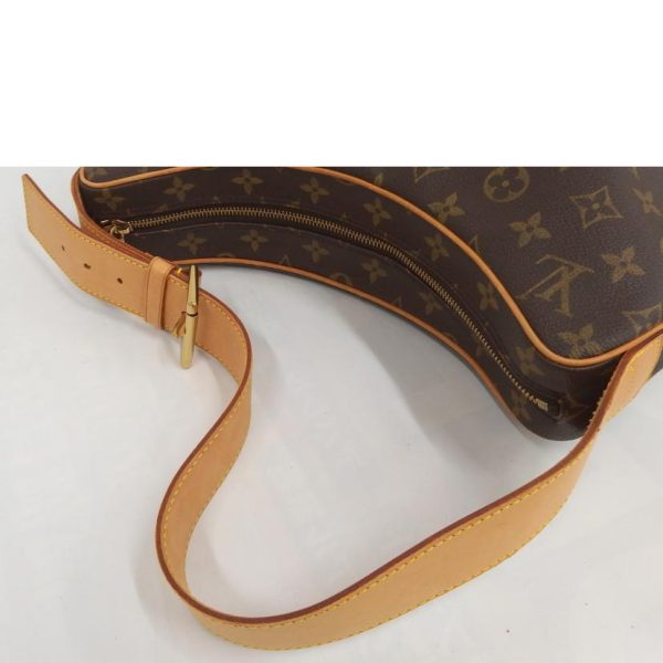 97675 3 Louis Vuitton Croissant GM