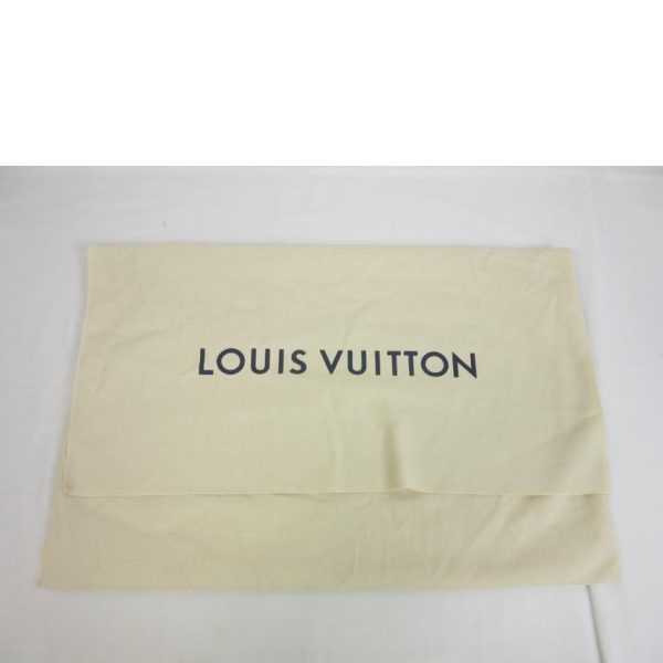 97907 6 Louis Vuitton Lock Me Shopper Greige