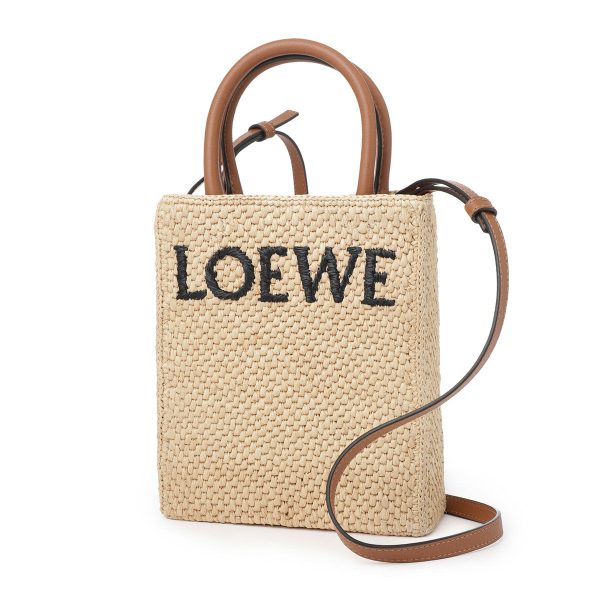 a563s30x0502 Loewe A5 Tote Bag Beige