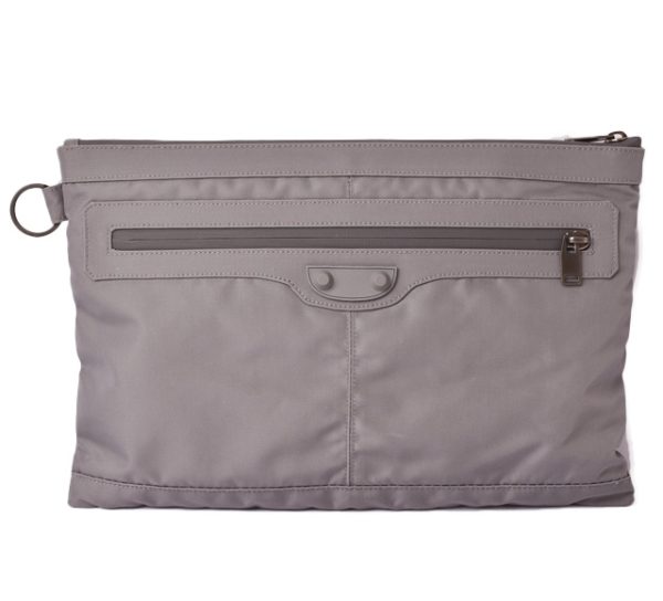 ba 19 022 1 Balenciaga Clip Clutch Bag Gray