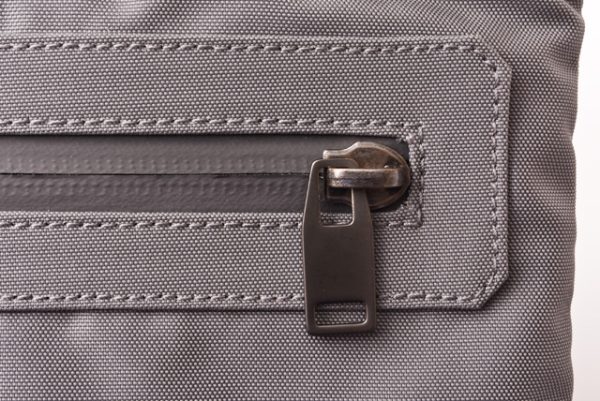 ba 19 022 4 Balenciaga Clip Clutch Bag Gray