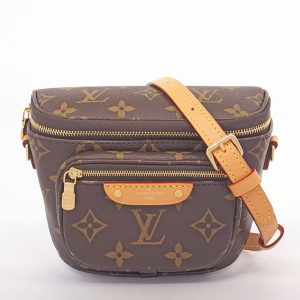 bag 20015 1 Louis Vuitton Pochette Accessoire Pouch Brown