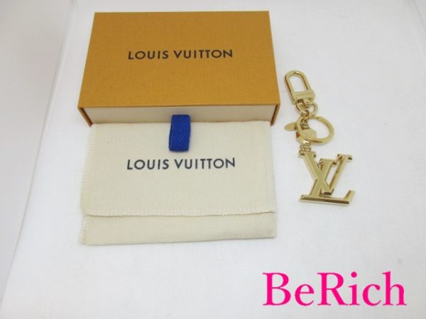 bc1862 5 Louis Vuitton LV Facet Keychain Gold