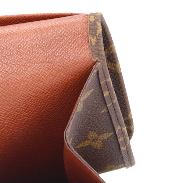 brb00020000004605 8 Louis Vuitton Pochette Lava Monogram