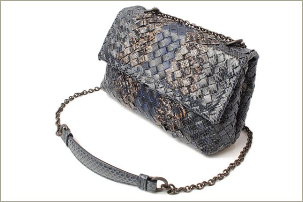 bv 18 022 3 Bottega Veneta Olympia Snake Club Baby Chain Bag Gray Navy