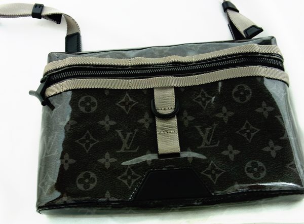 dc082705 Louis Vuitton Eclipse Glaze Messenger Bag PM