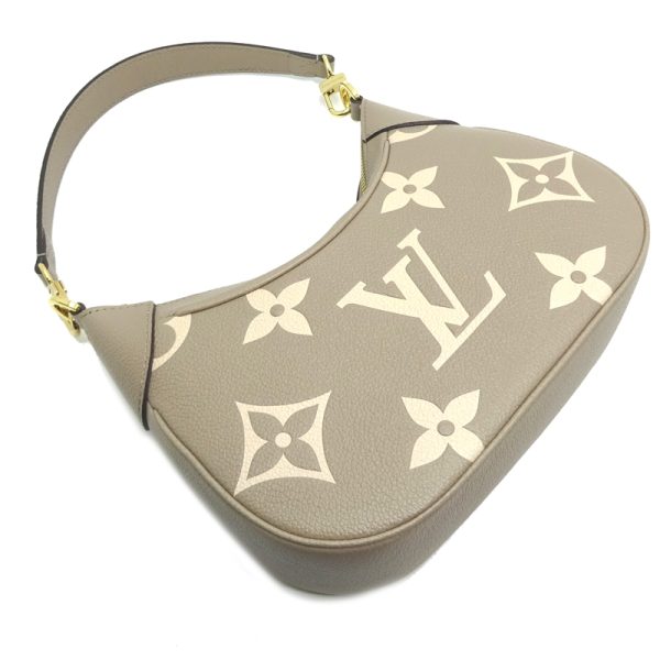 dh81851 3 Louis Vuitton Bagatelle NM Tourtrail Creme Beige