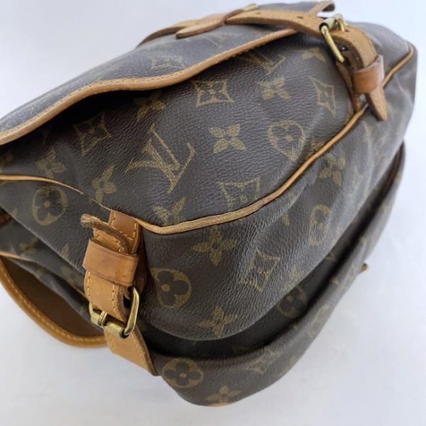 ec 18750 6 Louis Vuitton Saumur 30 Shoulder Bag Monogram Brown