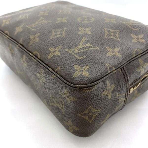 ec17265 5 LOUIS VUITTON Truth Toilette 23 Monogram