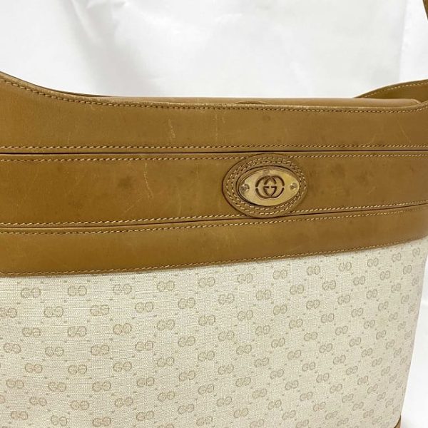 ec17990 5 Gucci Shoulder Bag PVC Leather Beige