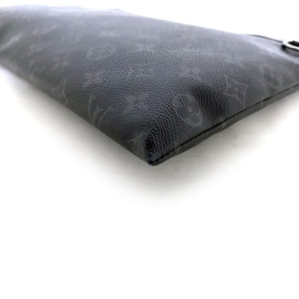 ec18124 8 Louis Vuitton Pochette Discovery Clutch Bag Monogram Eclipse Black