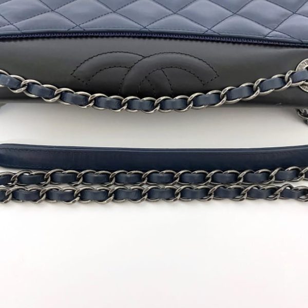 f 18582 8 Chanel Chain Shoulder Bag Lambskin Navy