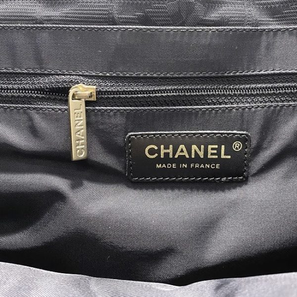 f 19158 9 Chanel Tote Bag Nylon Black