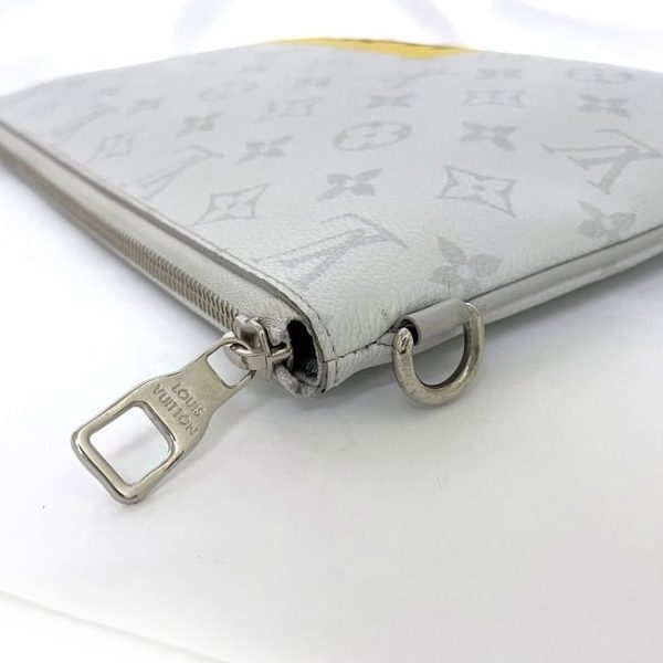 f 19900 8 Louis Vuitton Zipped Pouch GM Clutch Bag Monogram White