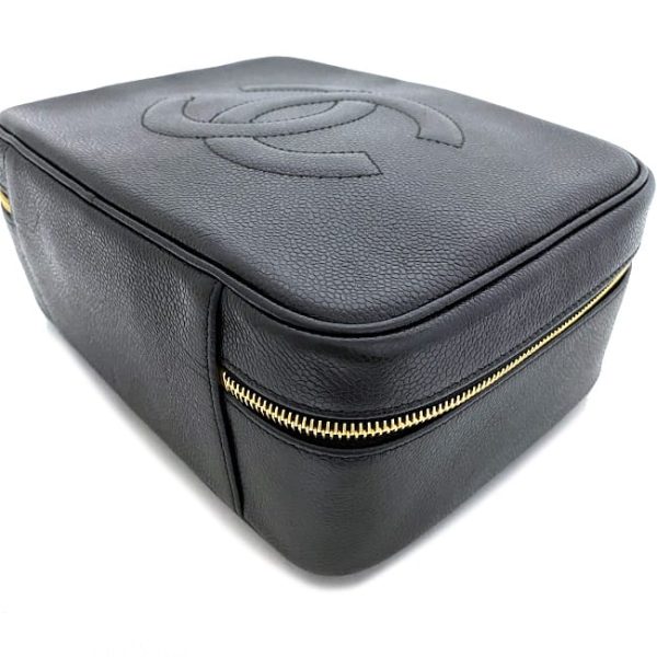 f17536 5 Chanel Vanity Bag Leather Black