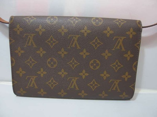 fud205618404 2 Louis Vuitton Bordeaux 24 Monogram Shoulder Clutch Bag Brown