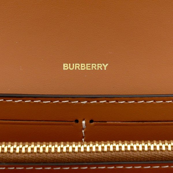 gbb8070414a7026 7 Burberry Long Wallet Check Beige Brown