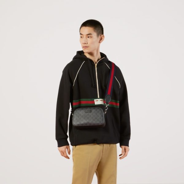 gu 1093 2 Gucci GG Supreme Canvas Crossbody Bag