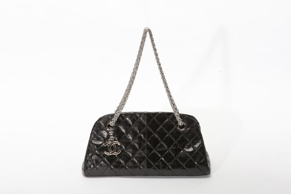 img60786368 Chanel Chain Bag Python Black