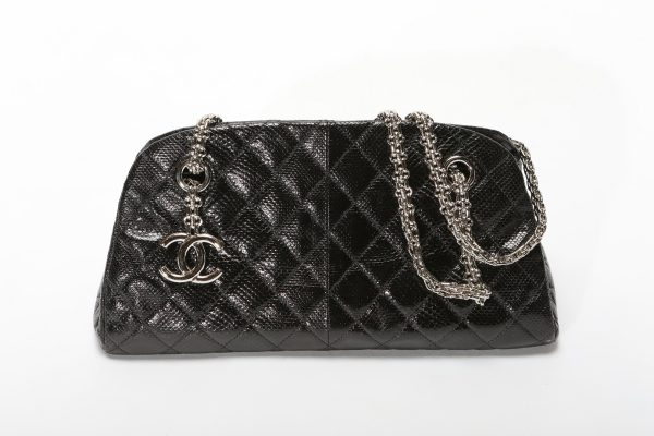 img60786371 Chanel Chain Bag Python Black