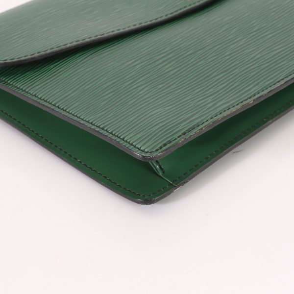 img 01465675 Louis Vuitton Montaigne Pouch Leather Green