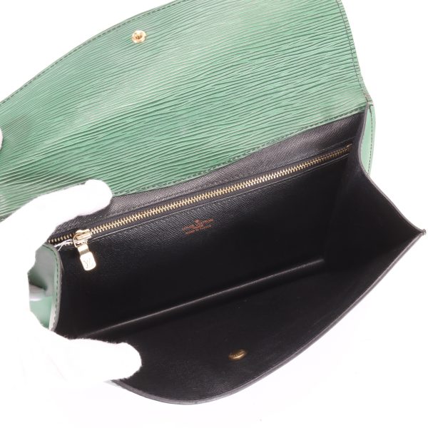 img 01465680 Louis Vuitton Montaigne Pouch Leather Green