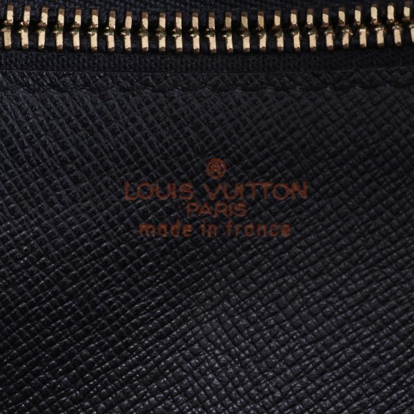 img 01465685 Louis Vuitton Montaigne Pouch Leather Green