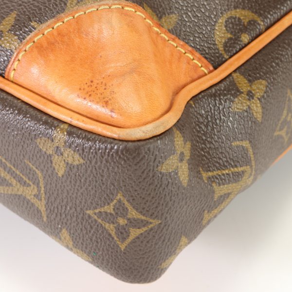 img 01686990 Louis Vuitton Porte Voyage Business Bag Brown