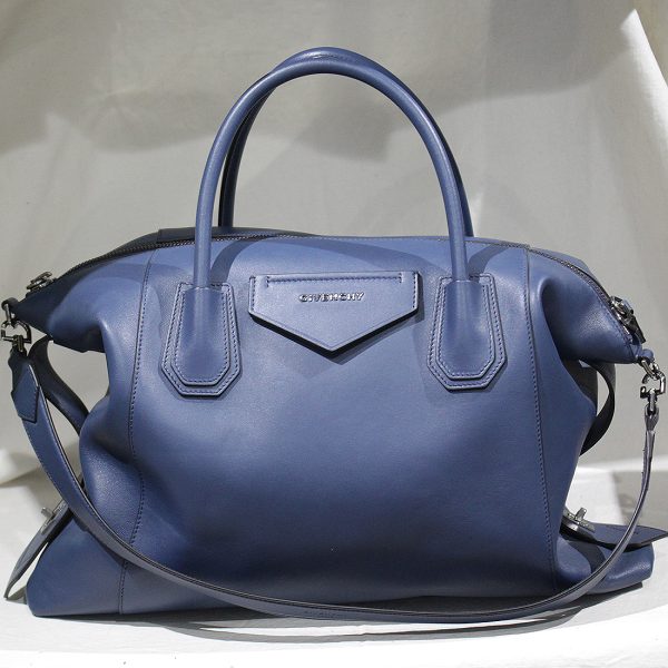 imgrc0078803298 Givenchy Antigona Shoulder Bag 2way Good Condition Midnight Blue