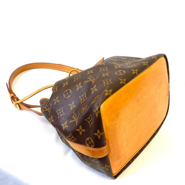 imgrc0080236447 Louis Vuitton Petit Noe Shoulder Bag Monogram Brown