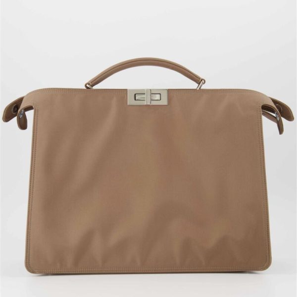 imgrc0081276625 Fendi Peekaboo Handbag Beige