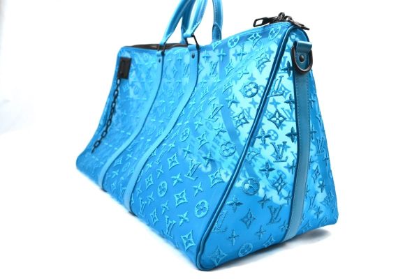 imgrc0085078775 Louis Vuitton Keepall Triangle 50 Monogram Turquoise Blue