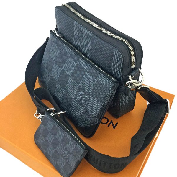 imgrc0085144374 Louis Vuitton Trio Messenger Shoulder Bag Black