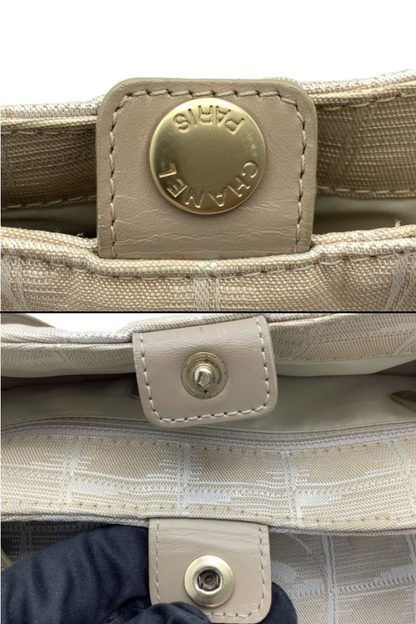 imgrc0085348381 CHANEL New Travel Line Handbag Canvas Leather Beige Gold