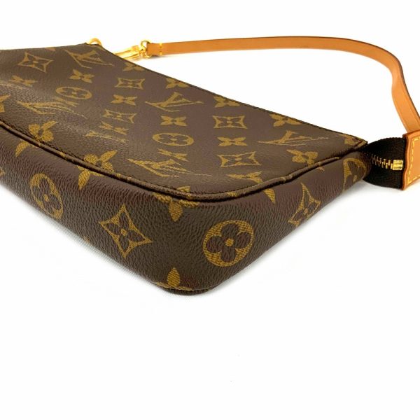 imgrc0086385740 Louis Vuitton Pochette Accessoire Monogram