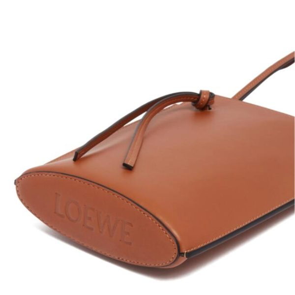 imgrc0088228562 Loewe Dice Pocket Calfskin Shoulder Bag Tan