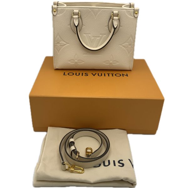 imgrc0088508693 Louis Vuitton On the Go PM Monogram Empreinte Crème Beige