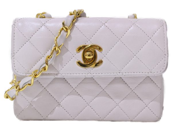 imgrc0088787893 Chanel Mini Matelasse 14 Chain Shoulder White Gold