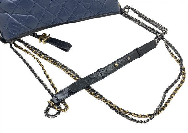 imgrc0092209459 Chanel Gabriel Chain Shoulder Bag Navy