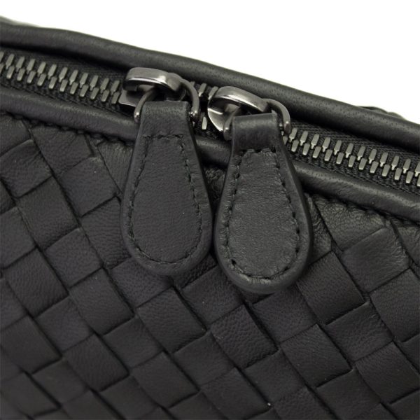 imgrc0092600660 Bottega Veneta Intrecciato Shoulder Bag Black