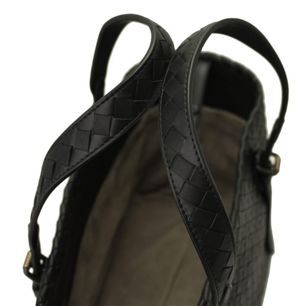 imgrc0092601273 Bottega Veneta Chester Intrecciato Tote Bag Black