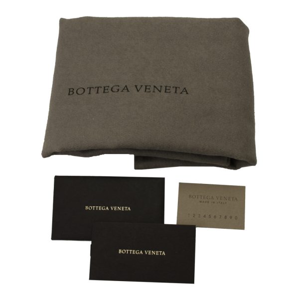 imgrc0092601274 Bottega Veneta Chester Intrecciato Tote Bag Black