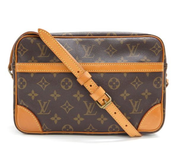 imgrc0092899588 Louis Vuitton Monogram Trocadero Shoulder Bag Leather Brown