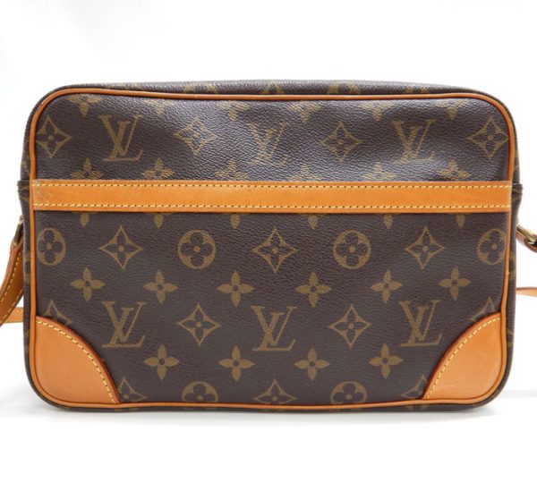 imgrc0092899590 Louis Vuitton Monogram Trocadero Shoulder Bag Leather Brown