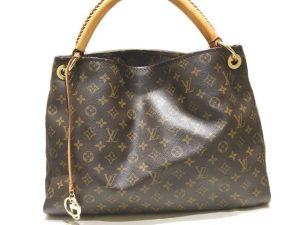 imgrc0094734872 Louis Vuitton Alma Handbag Monogram