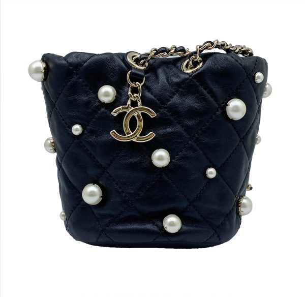 imgrc0094914670 Chanel Pearl Chain Mini Shoulder Bag Lambskin Leather Black