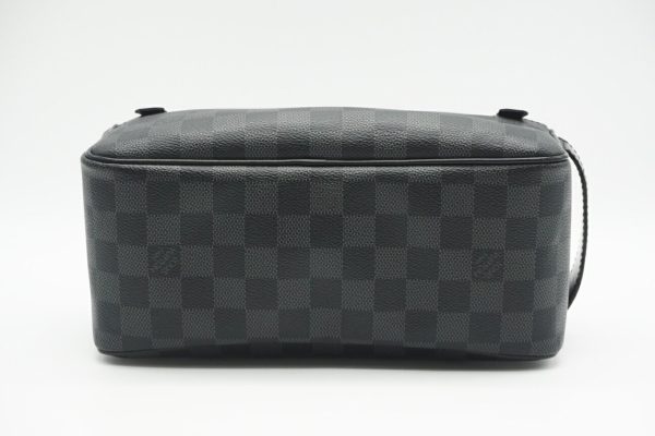 imgrc0095357131 Louis Vuitton Toilette Pouch Damier Graphite Black Gray