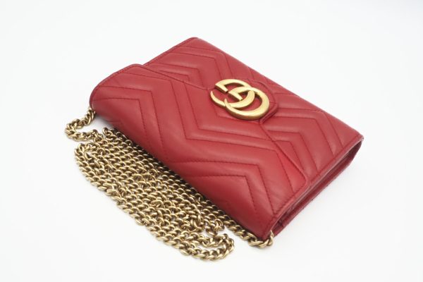 imgrc0095531871 Gucci Shoulder Bag GG Marmont Quilted Mini Bag Red